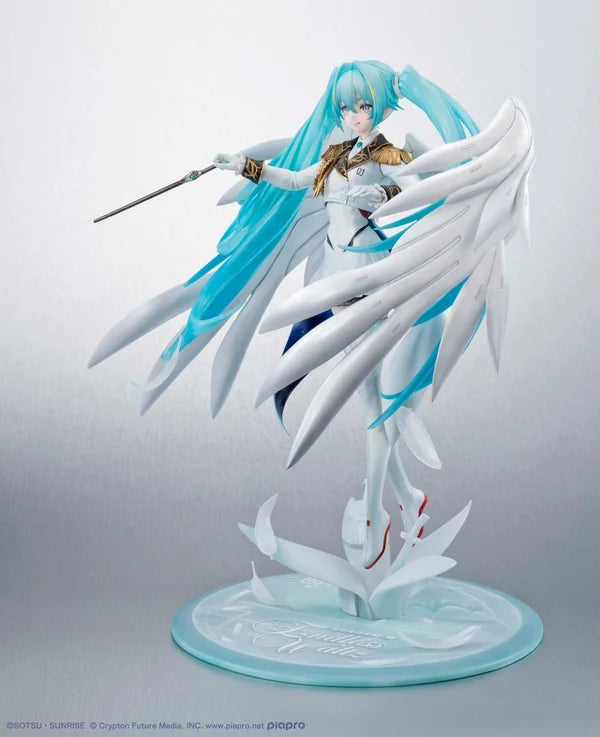 Lucrea Hatsune Miku x Wing Gundam Zero Endless Waltz (Gundam 45th Anniversary Ver.) by MegaHouse